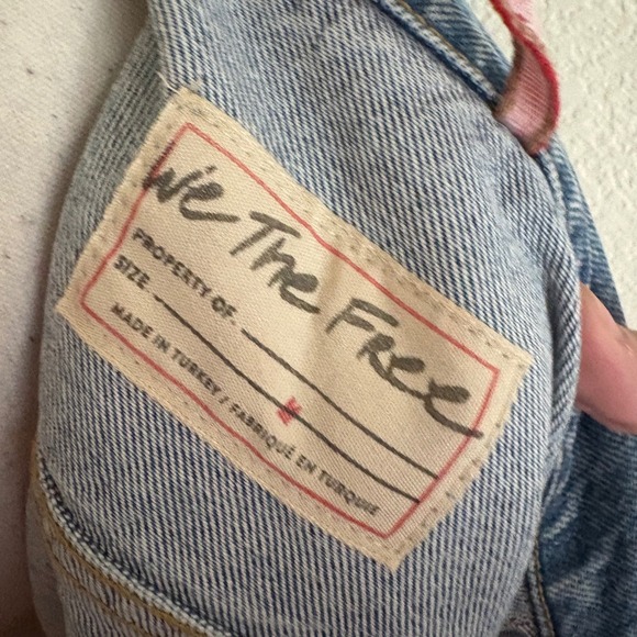 FREE PEOPLE We The Free Denim Cropped Distressed Jacket Size Medium - Picture 4 of 8
